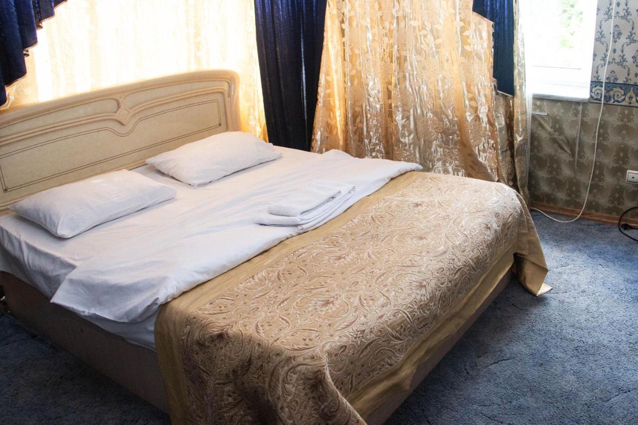 Hotel Ezio Kiszyniów Zewnętrze zdjęcie
