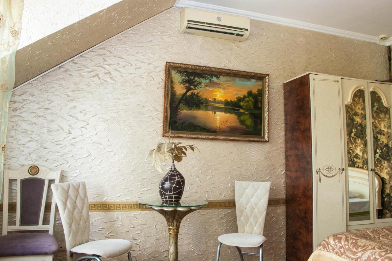 Hotel Ezio Kiszyniów Zewnętrze zdjęcie