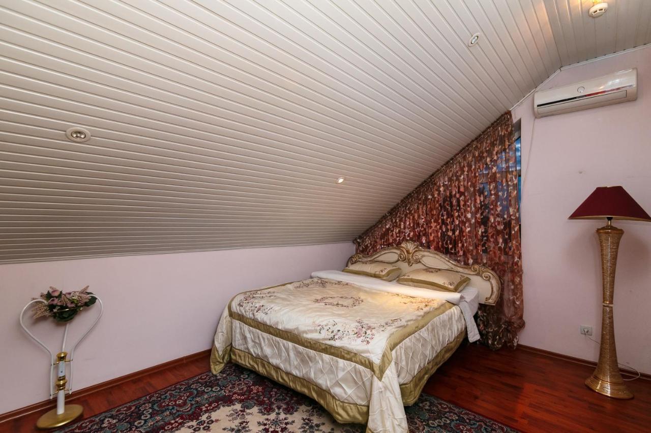 Hotel Ezio Kiszyniów Zewnętrze zdjęcie