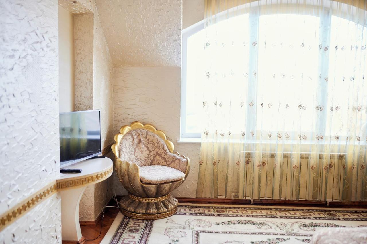 Hotel Ezio Kiszyniów Zewnętrze zdjęcie