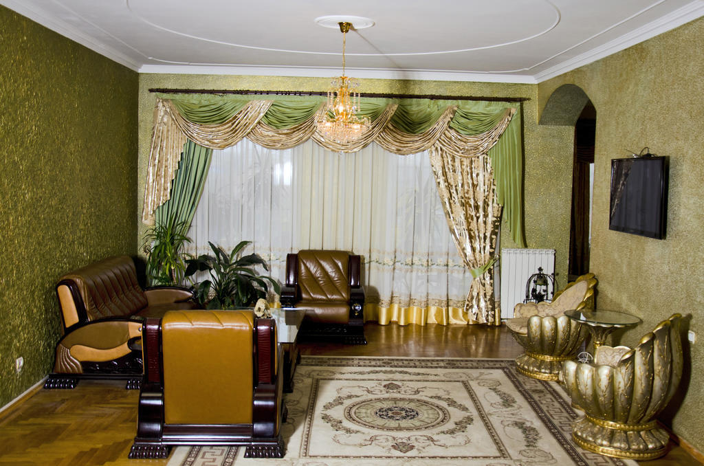 Hotel Ezio Kiszyniów Zewnętrze zdjęcie