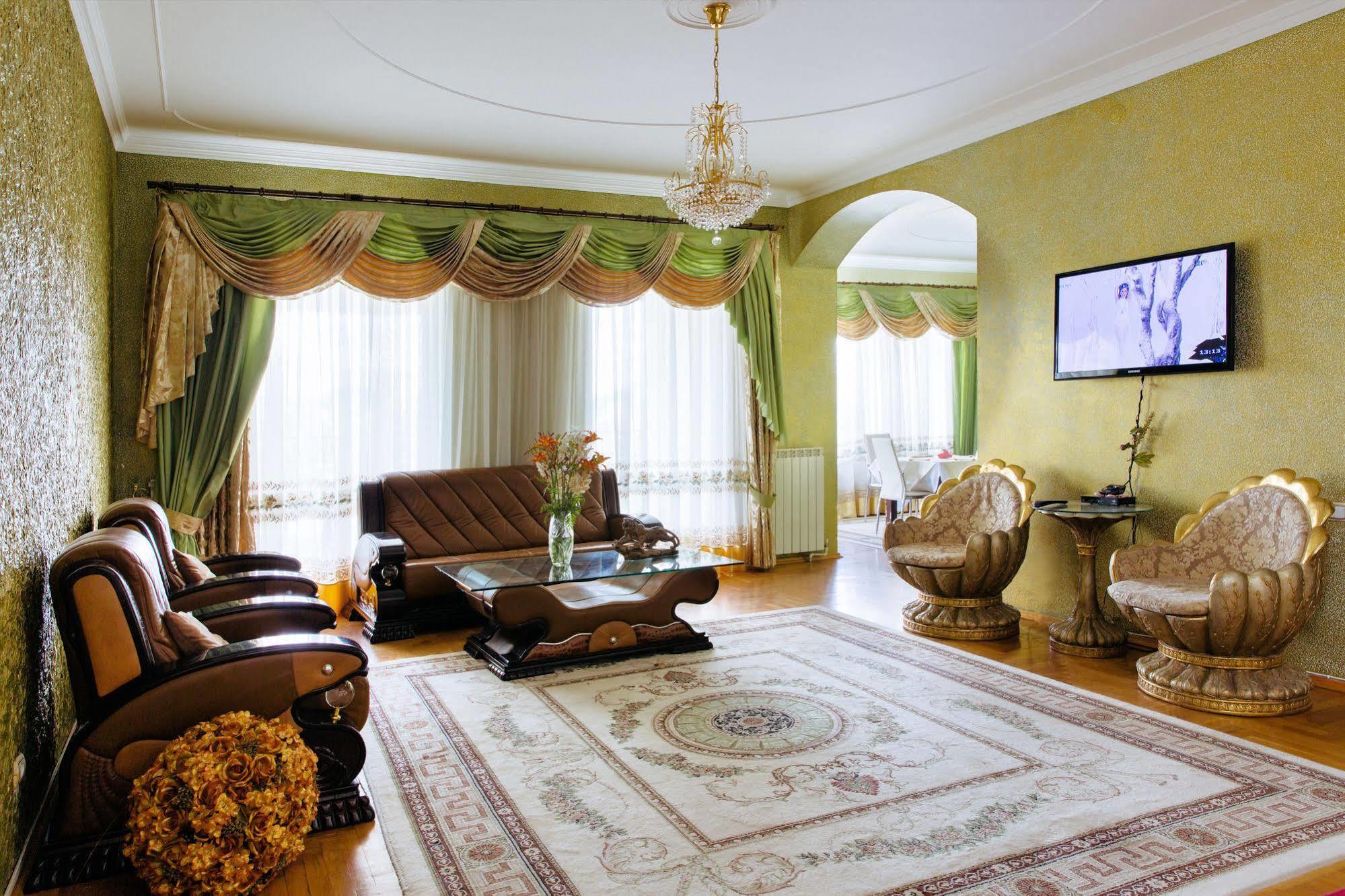 Hotel Ezio Kiszyniów Zewnętrze zdjęcie